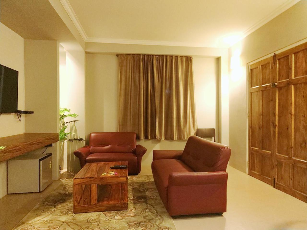 Rockski Boutique Bed & Breakfast Shillong Exterior photo