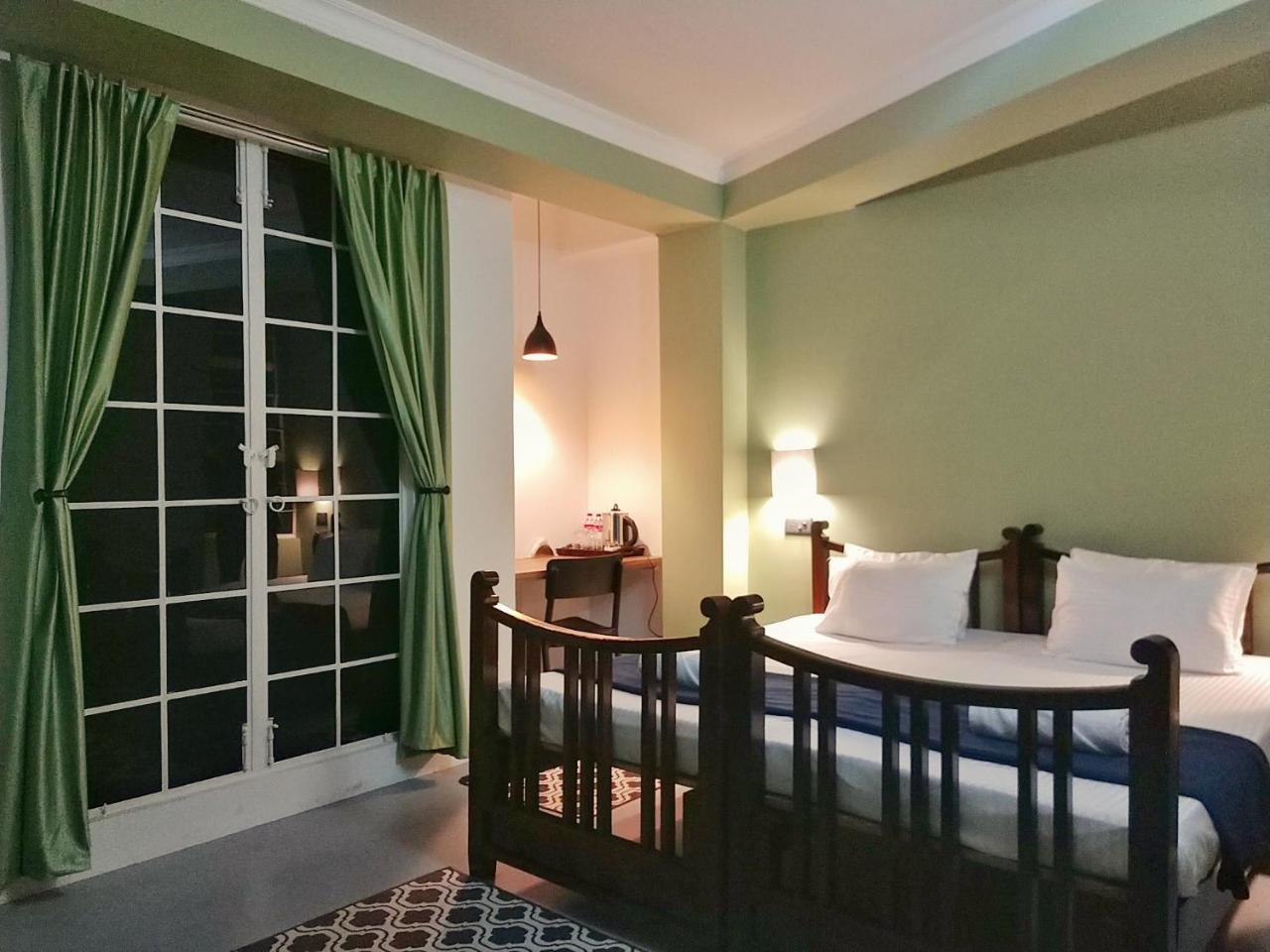 Rockski Boutique Bed & Breakfast Shillong Exterior photo